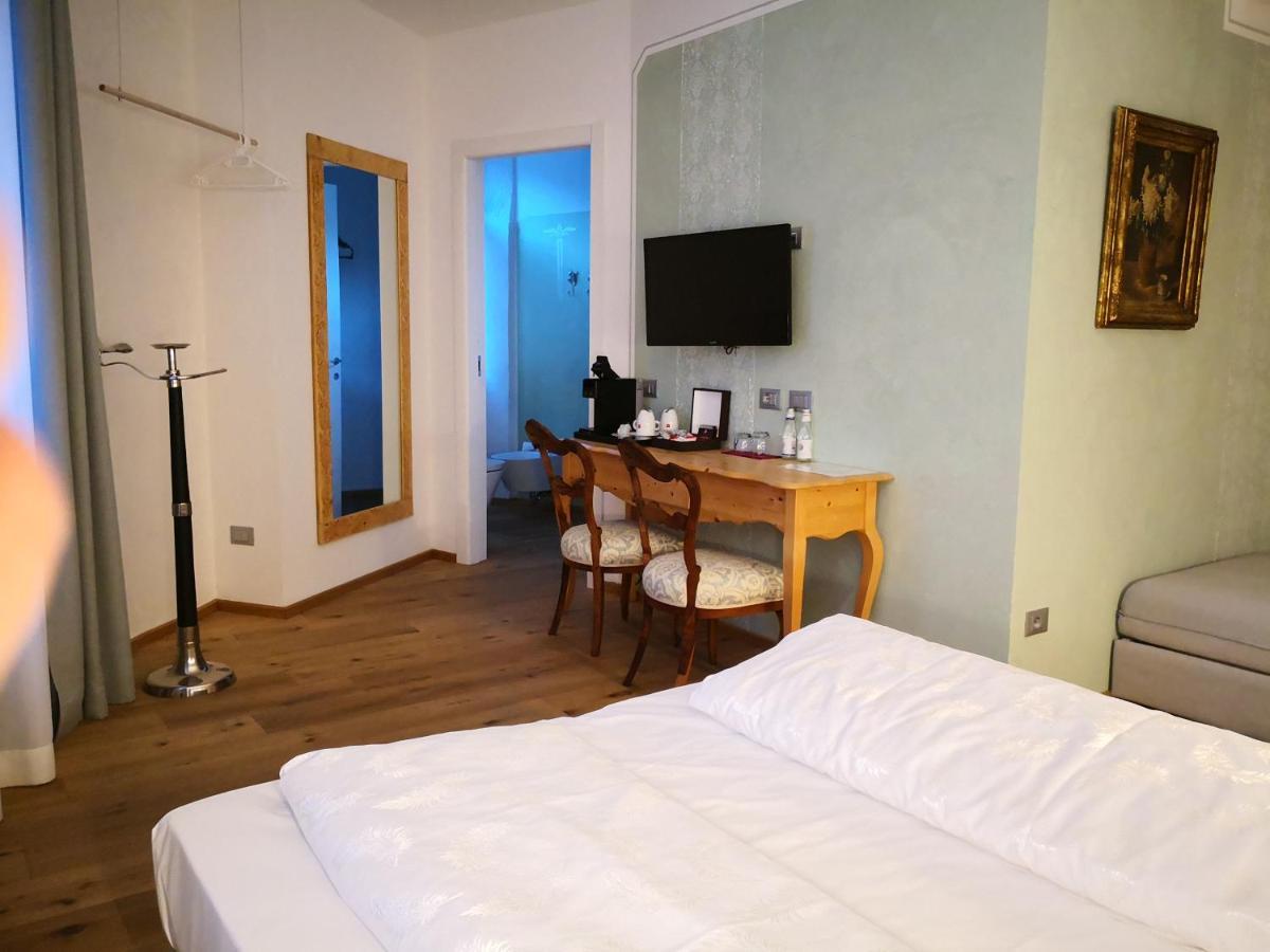 Torrione Trento Hotel Exterior foto