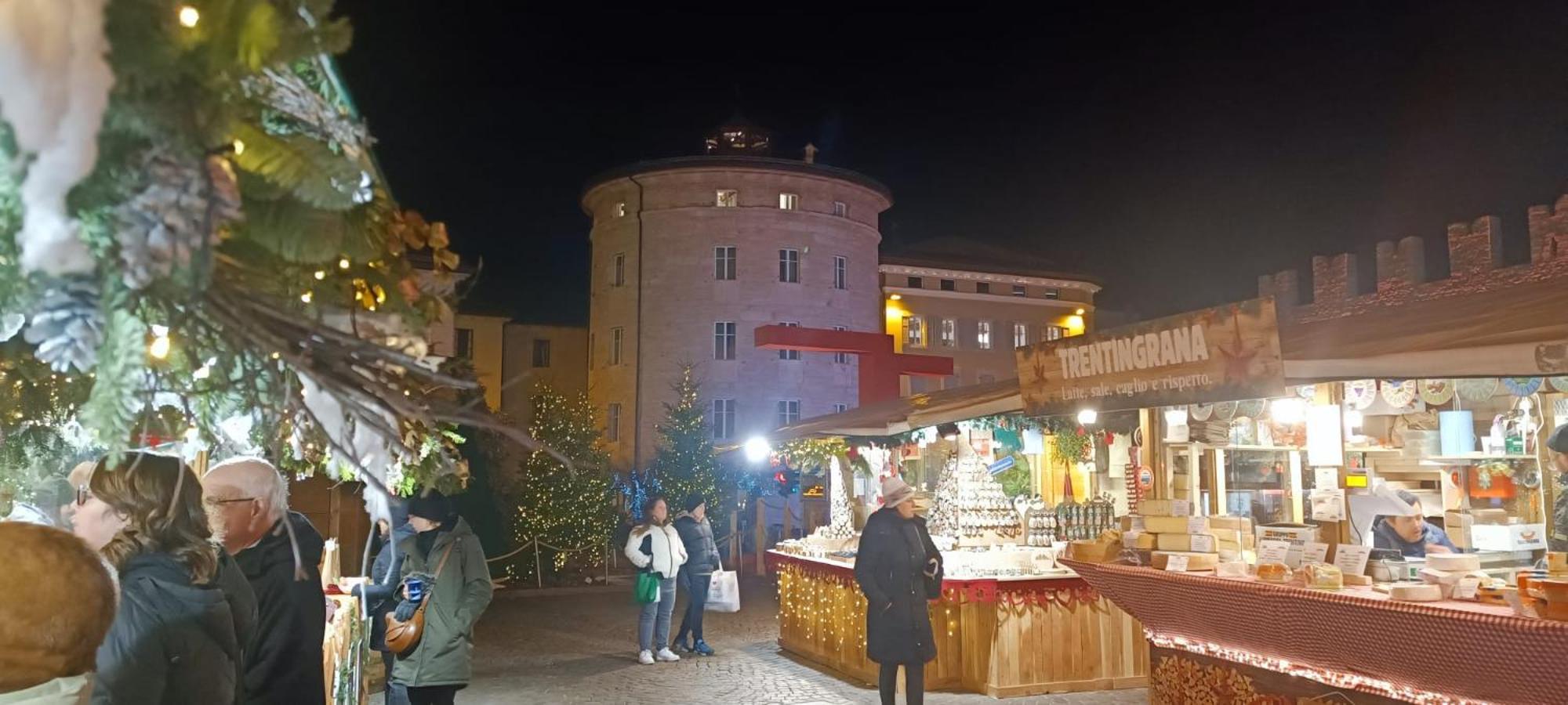 Torrione Trento Hotel Exterior foto
